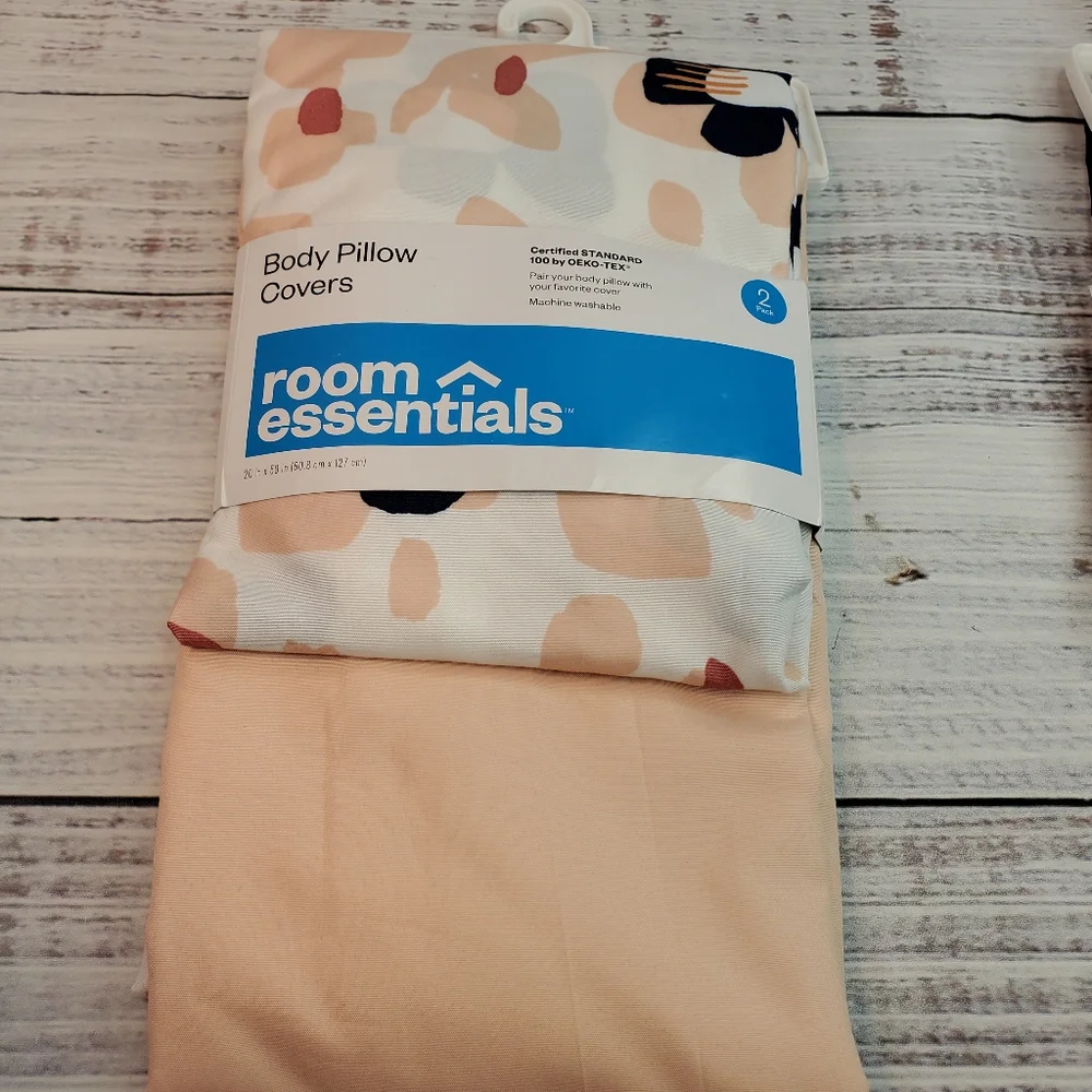 Pillow Cover Blush/Floral - Room Essentials